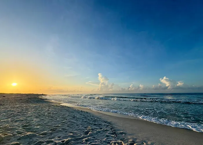 Gulf View King Bed With Bunk And Large L Shaped Balcony In Cozy Perdido Key Apartment Pensacola