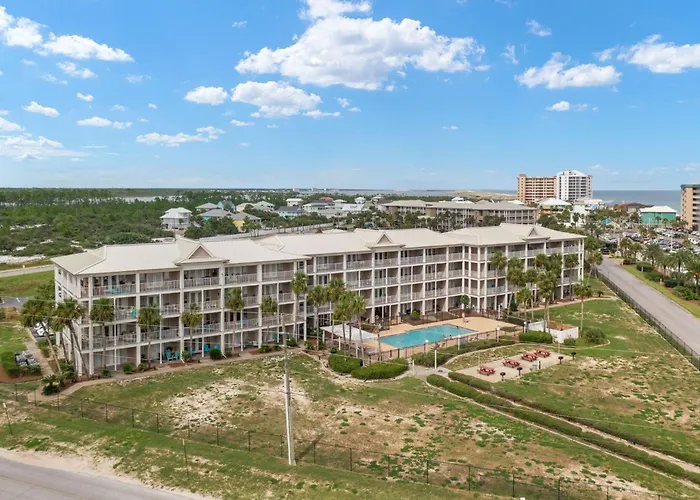 Apartment Gulf View King Bed With Bunk And Large L Shaped Balcony In Cozy Perdido Key *