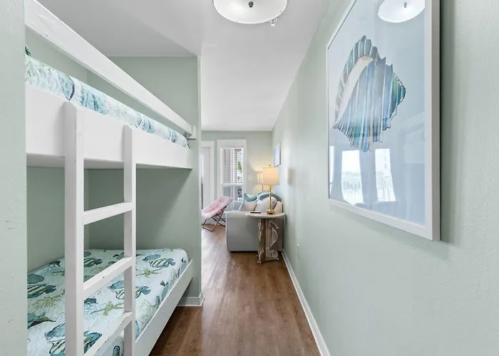 Gulf View King Bed With Bunk And Large L Shaped Balcony In Cozy Perdido Key Pensacola