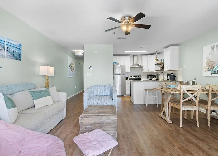Gulf View King Bed With Bunk And Large L Shaped Balcony In Cozy Perdido Key Pensacola